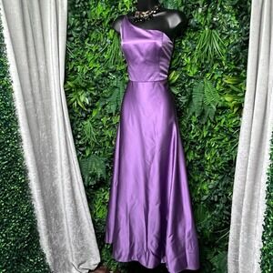 Celebrate DB Studio Dress Size 10 Purple Formal One Shoulder Gown Party‎ 2864